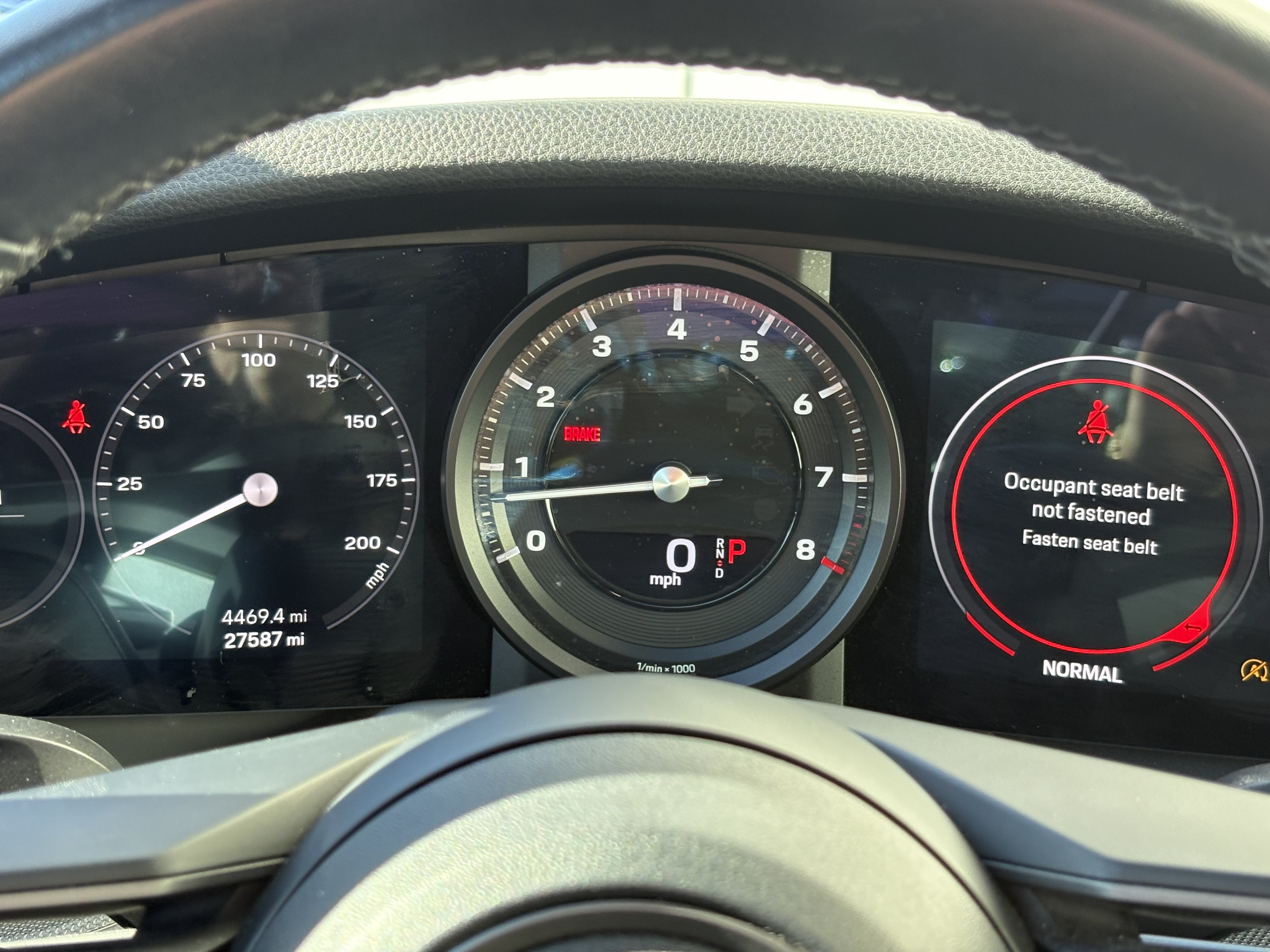 Used 2024 Porsche 911 Carrera RWD image 16