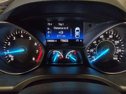 Used 2017 Ford Escape SE FWD image 23