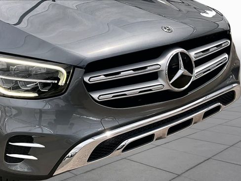 Used 2020 Mercedes-Benz GLC 300 image 30