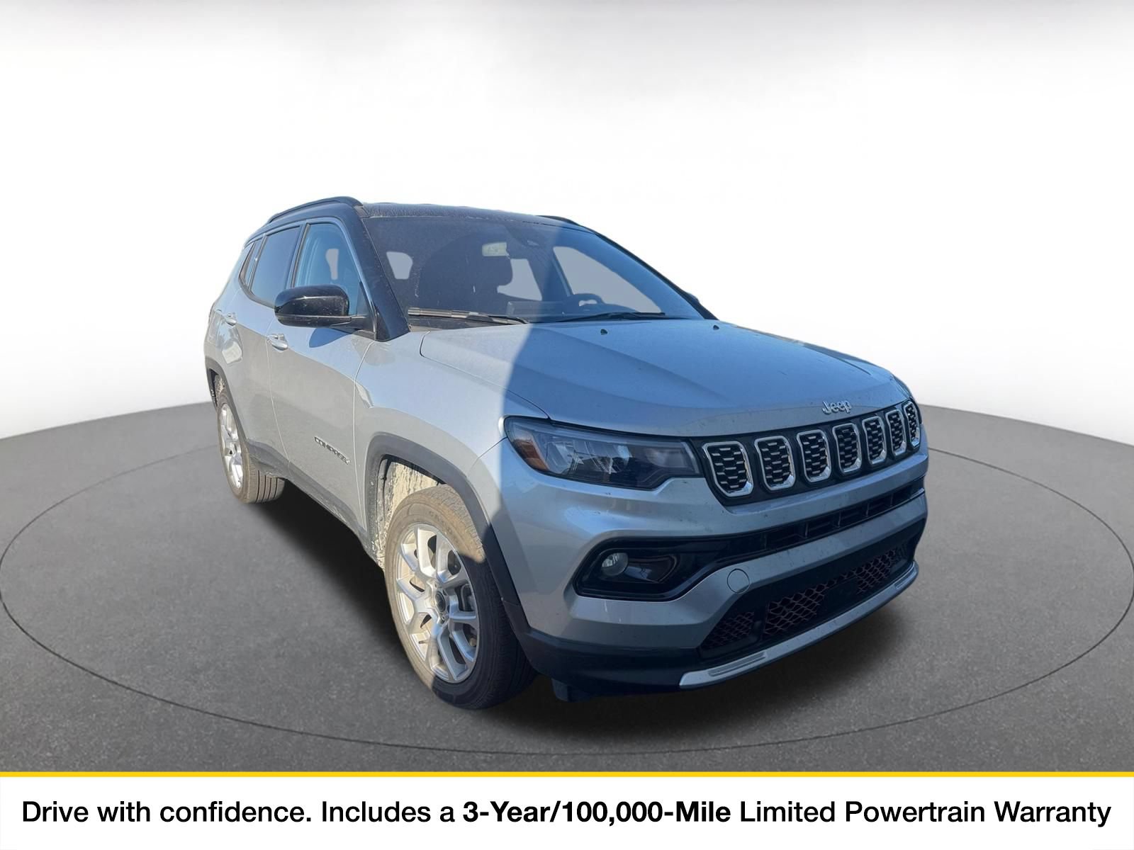 Used 2025 Jeep Compass Limited AWD/4WD image 1