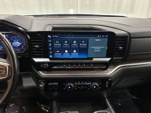 Used 2023 Chevrolet Silverado 1500 RST w/ Z71 Off-Road Package image 18