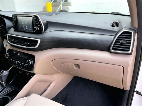 Used 2019 Hyundai Tucson SEL image 13