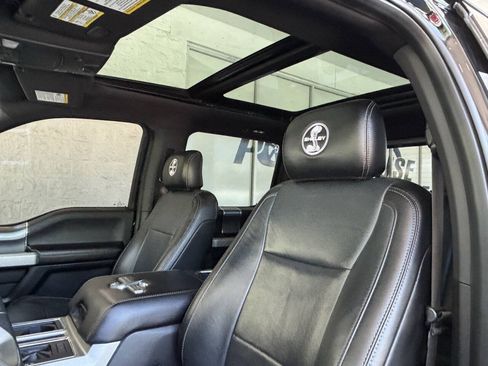 Used 2017 Ford F150 Lariat w/ Equipment Group 502A Luxury AWD/4WD image 19
