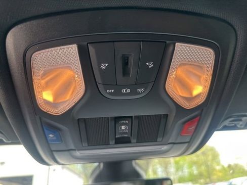 Certified 2023 RAM 1500 Big Horn AWD/4WD image 16