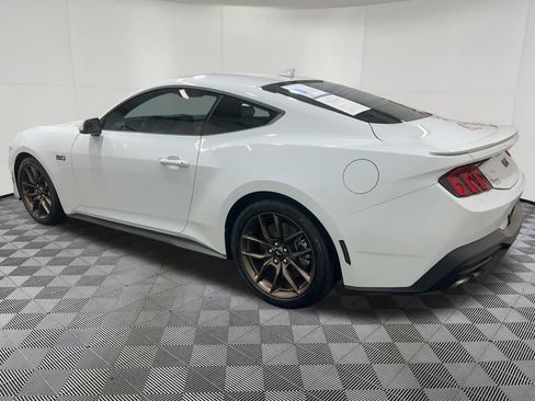Used 2024 Ford Mustang GT Premium RWD image 5