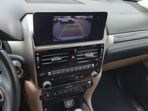 Used 2023 Lexus GX 460 Premium w/ Premium Package AWD/4WD image 26