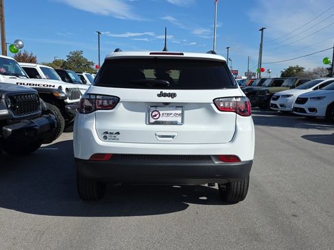 New 2026 Jeep Compass Latitude image 6