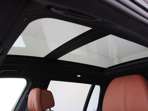 New 2027 BMW X7 M60i AWD/4WD image 25