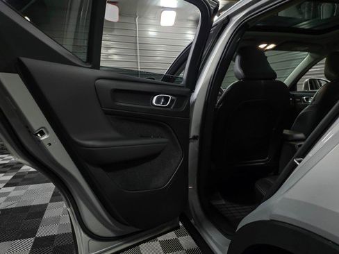 Used 2023 Volvo XC40 B5 Ultimate image 36