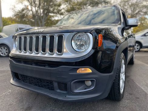 Used 2015 Jeep Renegade Limited image 11