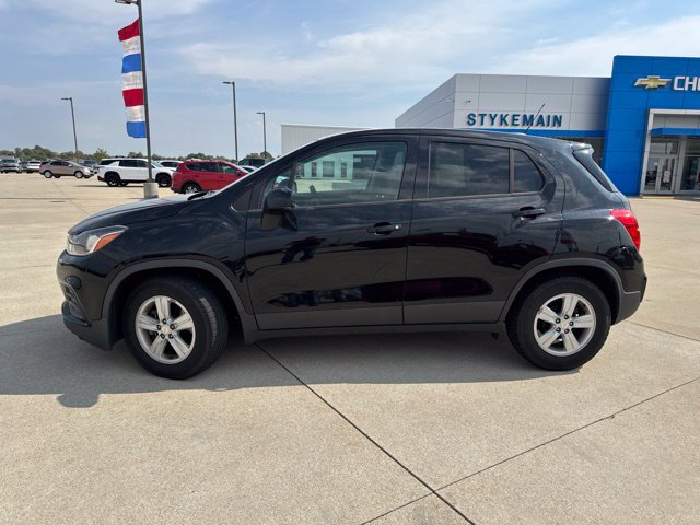 Used 2020 Chevrolet Trax LS w/ Tint and Cruise Package FWD image 2