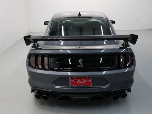 Used 2022 Ford Mustang Shelby GT500 w/ Carbon Fiber Track Pack RWD image 67
