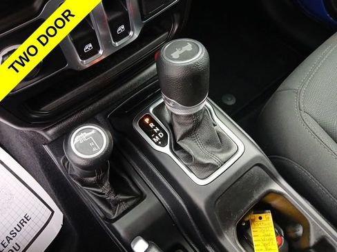 Used 2021 Jeep Wrangler Sport AWD/4WD image 20