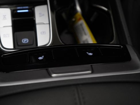 Used 2023 Hyundai Santa Cruz SEL image 22