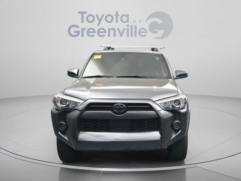 Used 2021 Toyota 4Runner SR5 AWD/4WD image 22