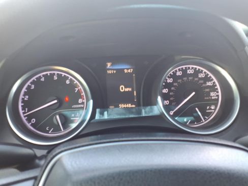 Used 2019 Toyota Camry LE FWD image 30