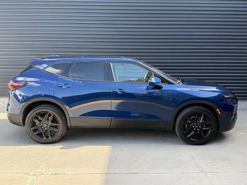 Used 2022 Chevrolet Blazer LT w/ Sound & Technology Package AWD/4WD image 11