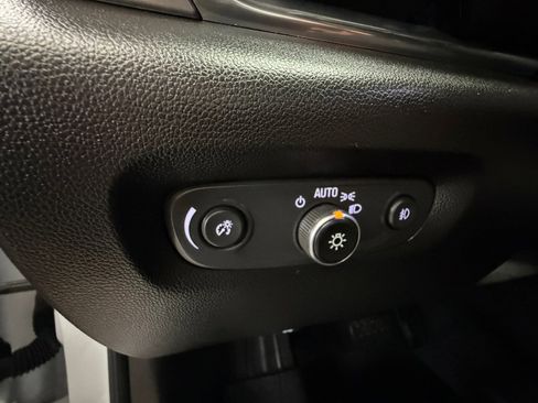 Used 2020 Chevrolet Traverse LT w/ Driver Confidence II Package AWD/4WD image 20