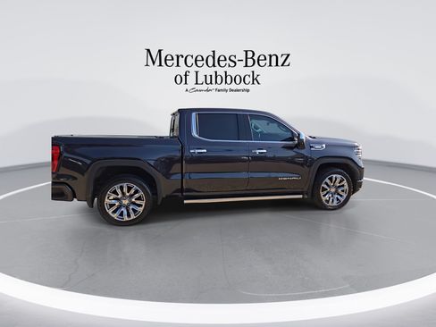 Used 2022 GMC Sierra 1500 Denali w/ Denali Reserve Package AWD/4WD image 9