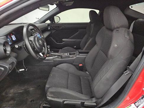 Used 2024 Toyota GR86 RWD image 18