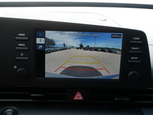 Certified 2025 Hyundai Elantra Sport FWD image 29