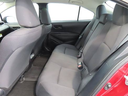 Used 2025 Toyota Corolla LE FWD image 29