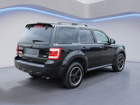 Used 2010 Ford Escape XLT AWD/4WD image 7