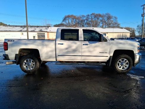 Used 2015 Chevrolet Silverado 3500 LTZ w/ Duramax Plus Package image 6