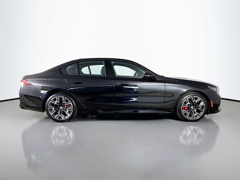 Certified 2024 BMW 530i 530i w/ M Sport Package image 8