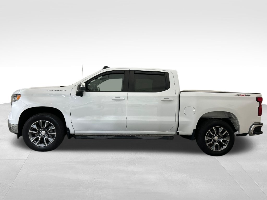 Used 2023 Chevrolet Silverado 1500 LT AWD/4WD image 2