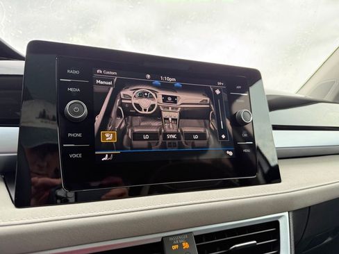 New 2026 Volkswagen Taos SE AWD/4WD image 43