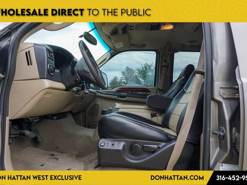 Used 2005 Ford Excursion Eddie Bauer image 3