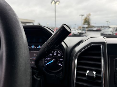 Certified 2018 Ford F250 XLT image 29