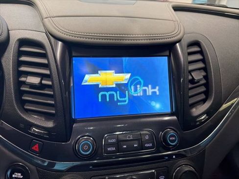 Used 2015 Chevrolet Impala LTZ FWD image 22