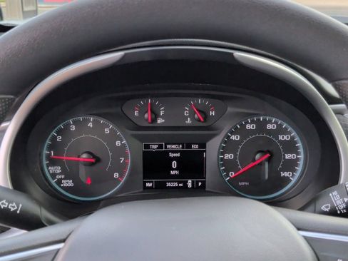 Used 2022 Chevrolet Malibu LS FWD image 19