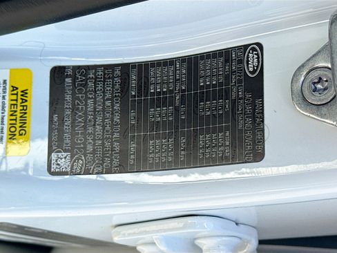 Used 2022 Land Rover Discovery Sport SE image 44