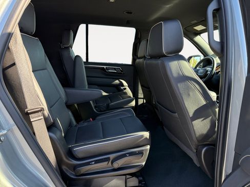 New 2026 Chevrolet Traverse LT w/ Driver Confidence Package image 18