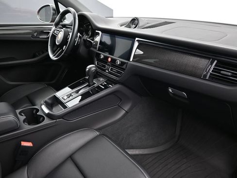 Certified 2024 Porsche Macan Turbo AWD/4WD image 14