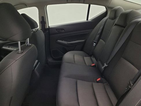 Used 2024 Nissan Altima 2.5 S FWD image 18