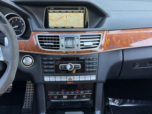 Used 2015 Mercedes-Benz E 63 AMG S-Model w/ Driver Assistance Package image 20