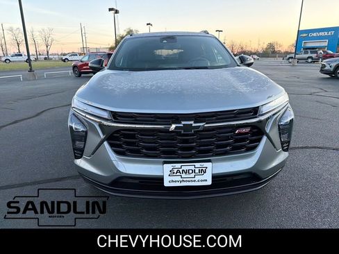 New 2026 Chevrolet Trax RS w/ Driver Confidence Package image 3