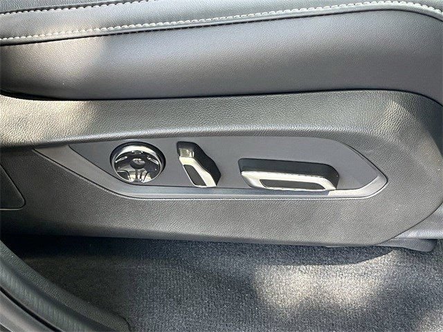 Used 2026 Acura MDX w/ Technology Package FWD image 31