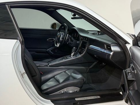 Used 2014 Porsche 911 Carrera 4S image 40
