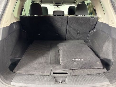 Used 2022 Nissan Rogue SV FWD image 46