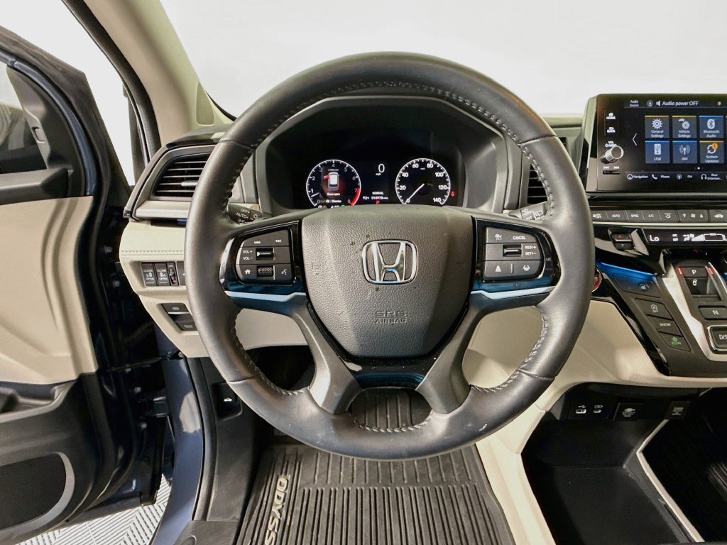 Used 2025 Honda Odyssey Touring image 11