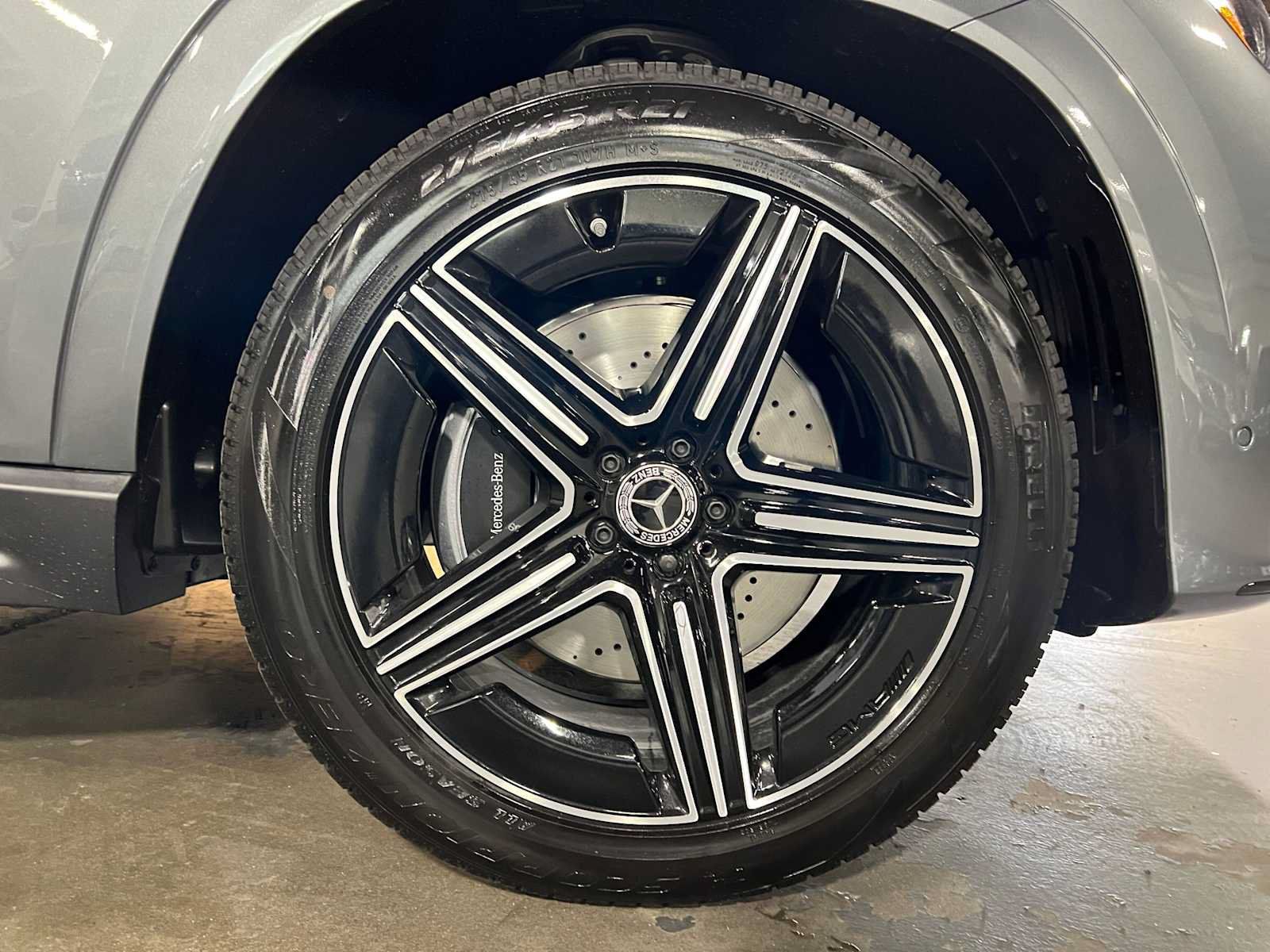 New 2026 Mercedes-Benz GLE 450e 4MATIC image 9