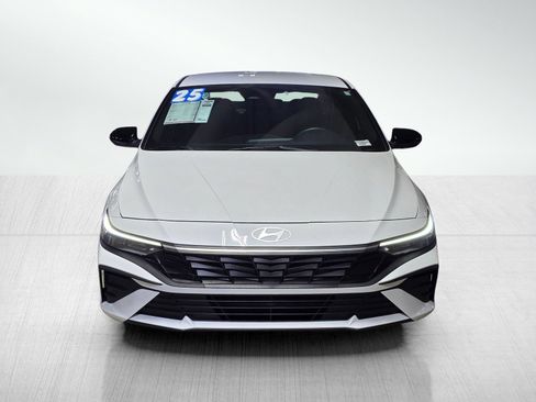 Certified 2025 Hyundai Elantra Sport FWD image 2