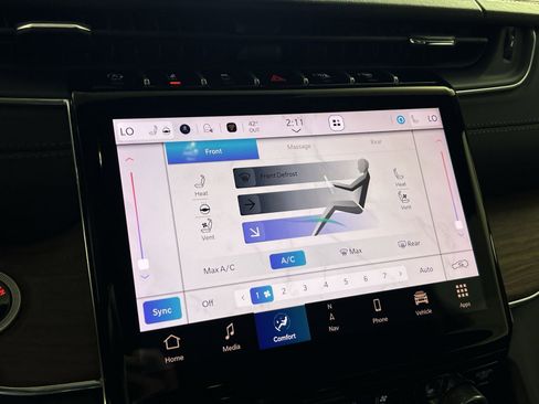 Used 2023 Jeep Grand Cherokee L Summit w/ Advanced Protech Group IV image 21