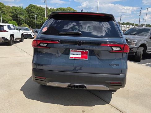 New 2026 Toyota Grand Highlander FWD image 11