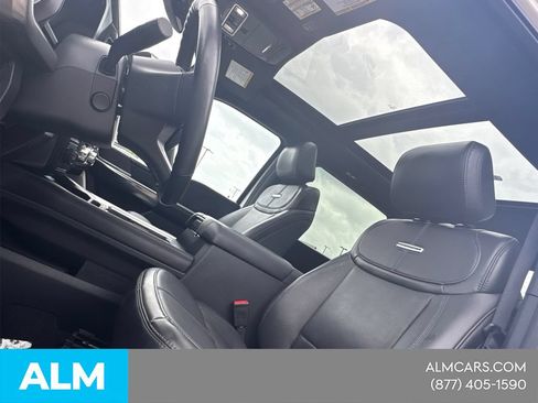 Used 2025 Ford F350 Platinum AWD/4WD image 36